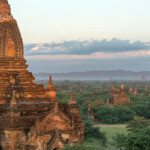 Tempel und Pagoden in der Ebene von Bagan, Myanmar, Asien | Bagan Plains temples and pagodas, Bagan, Myanmar, Asia