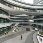 das moderne Büro- und Geschäftshaus Soho Galaxy, Peking oder Beijing, Volksrepublik, China, Asien | office and retail entertainment complex Soho Galaxy, Beijing, People's Republic of China, Asia