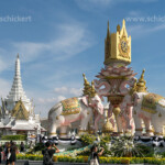 Denkmal mit rosa Elefanten, Bangkok, Thailand, Asien | Pink Elephant Monument and Shrine of the City God, Bangkok, Thailand, Asia