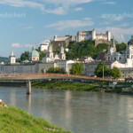 Stadtansicht mit Salzach, Dom und der Festung Hohensalzburg, Salzburg, Österreich | cityscape with river Salzach, Cathedral and Salzburg fortress in Salzburg, Austria