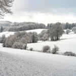 Verschneite Winterlandschaft im Sauerland, Sundern, Hochsauerlandkreis, Nordrhein-Westfalen| Snowy winter landscape in Sundern, Hochsauerland district, North Rhine-Westphalia, Germany
