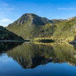 Landschaft am Fluss Crnojevic bei Rijeka Crnojevica, Montenegro, Europa | Rijeka Crnojevica river landscape near Rijeka Crnojevica, Montenegro, Europe