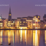 Der Phönixsee in der Abenddämmerung in Dortmund, Nordrhein-Westfalen, Deutschland, Europa | Phoenix-See Lake at dusk, Dortmund, North Rhine-Westphalia, Germany, Europe