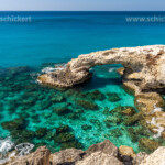 Die natürliche Felsenbrücke Love Bridge bei Agia Napa, Zypern, Europa | the natural stone bridge Bridge of Love, Ayia Napa, Cyprus, Europe