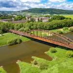 Die Weser und Schloss Corvey, UNESCO Welterbe in Höxter, aus der Luft gesehen, Nordrhein-Westfalen, Deutschland, Europa | Weser river and Princely Abbey of Corvey, UNESCO world heritage in Hoexter, seen from above, North Rhine-Westphalia, Germany, Europe