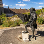 Statue von Vauban im UNESCO Welterbe Zitadelle von Besancon, Bourgogne-Franche-Comté, Frankreich, Europa | Statue of Vauban at the World heritage Citadel in Besancon, Bourgogne-Franche-Comté, France, Europe