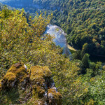 Flusslandschaft im Tal des Loue bei Lizine, Bourgogne-Franche-Comté, Frankreich, Europa | River landscape of the Loue Valley near Lizine, Bourgogne-Franche-Comté, France, Europe