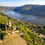 Ruine der Burg Fürstenberg und der Rhein bei Rheindiebach, Welterbe Oberes Mittelrheintal, Rheinland-Pfalz, Deutschland, | Ruined Fürstenberg castle and the Rhine river near Rheindiebach, world heritage Upper Middle Rhine Valley, Rhineland-Palatinate, Germany