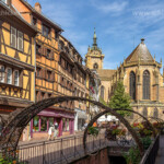 Fachwerkhäuser und das Martinsmünster in Colmar, Elsass, Frankreich | Half-timbered houses and St Martin's Church in Colmar, Alsace, France