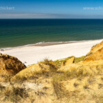 Der Weststrand und das Rote Kliff bei Kampen, Insel Sylt, Kreis Nordfriesland, Schleswig-Holstein, Deutschland, Europa | The West beach and the Red Cliff near Kampen, Sylt island, district of North Friesland, Schleswig-Holstein, Germany, Europe