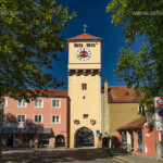 Das Stadttor Donautor in Kelheim, Niederbayern, Bayern, Deutschland | Donautor Danube city gate in Kelheim, Lower Bavaria, Bavaria, Germany