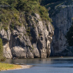 Stand up Paddle in der Weltenburger Enge, Donaudurchbruch bei Weltenburg, Bayern, Deutschland | Stand up Paddle at the Danube Gorge near Weltenburg, Bavaria, Germany
