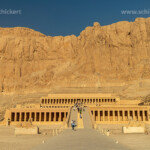 Totentempel der Hatschepsut und des Mentuhotep II in Deir el-Bahari, Theben West bei Luxor, Ägypten, Afrika | Mortuary temple of Hatshepsut and Nebhepetre Mentuhotep in Deir el-Bahari or Dayr al-Bahri, Thebes near Luxor, Egypt, Africa