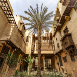 Innenrhof im Bayt al-Suhaymi, ein traditionelles ägyptisch-islamisches Haus und Museum in Kairo , Ägypten, Afrika | Bayt al-Suhaymi Courtyard, traditional Egyptian Islamic themed house and museum in Cairo, Egypt, Africa
