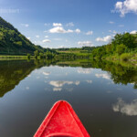 Kanu auf der Saar bei Saarburg, Rheinland-Pfalz, Deutschland | Canoe on Saar River near Saarburg, Rhineland-Palatinate, Germany